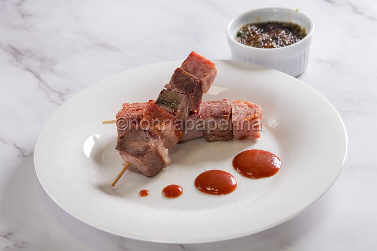 Spiedini di carne bollita