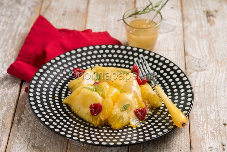 Ananas arrostito con arancia