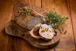 Arrosto di maiale alla santoreggia, una bontà aromatica