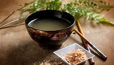 Dashi, un brodo versatile dal gusto raffinato