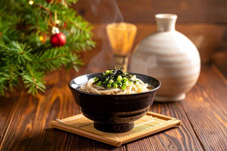 Giappone con Scodella di toshikoshi soba