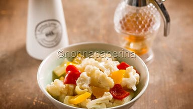 Giardiniera di verdure agrodolce al miele