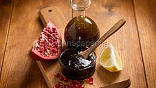Olio aromatizzato all’aglio nero, un condimento speciale Olio aromatizzato all’aglio nero, un condimento speciale