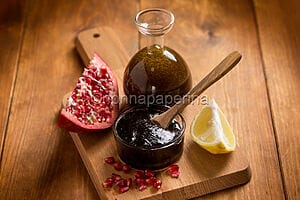 Olio aromatizzato all’aglio nero, un condimento speciale