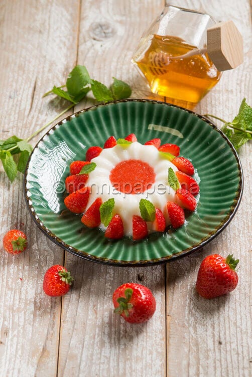 Panna cotta alle fragole