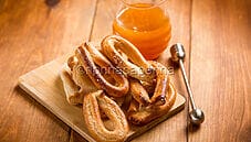 Torcetti al miele, una versione ancora più dolce Torcetti al miele, una versione ancora più dolce