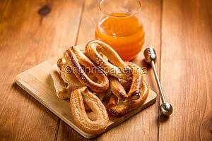 Torcetti al miele, una versione ancora più dolce