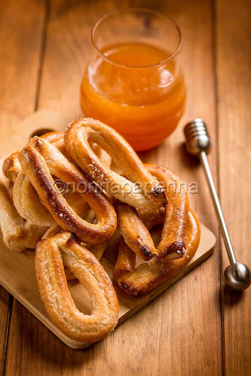 Torcetti al miele Torcetti al miele