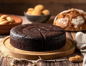 Torta monferrina (torta nera) senza lievito e senza farina Torta monferrina (torta nera) senza lievito e senza farina
