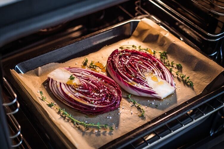 Radicchio al forno con miele e timo