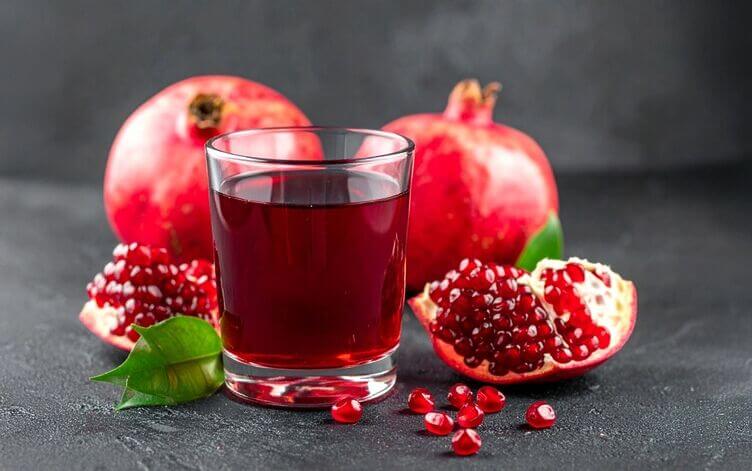 bevanda al melograno bevanda al melograno