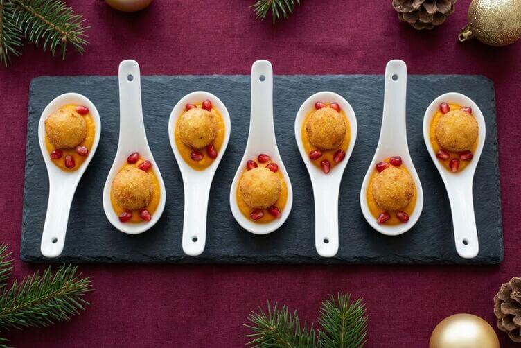 sfere croccanti di besciamella finger food sfere croccanti di besciamella finger food