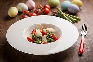 Sauté di asparagi con pinoli di cedro: bontà e salute! Sauté di asparagi con pinoli di cedro: bontà e salute!