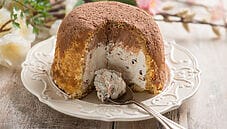 Zuccotto allo zibibbo: ricetta della nonna per il semifreddo di Pasqua Zuccotto allo zibibbo: ricetta della nonna per il semifreddo di Pasqua