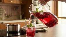 Acqua con mirtilli rossi e lamponi, per il colorito spento Acqua con mirtilli rossi e lamponi, per il colorito spento