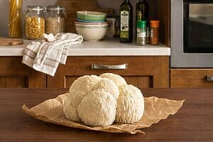 Lion’s Mane: cos’è, perché piace in cucina e cosa dice la scienza Lion’s Mane: cos’è, perché piace in cucina e cosa dice la scienza