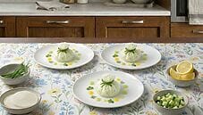Fagottino di daikon all’erba cipollina, un antipasto elegante e fresco Fagottino di daikon all’erba cipollina, un antipasto elegante e fresco